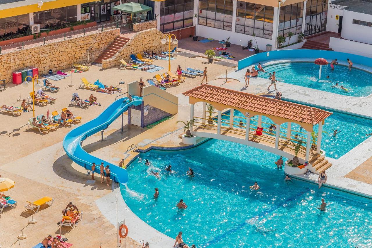 Sunny Flat W/ Balcony & Pool By Lovelystay Portimao Ngoại thất bức ảnh